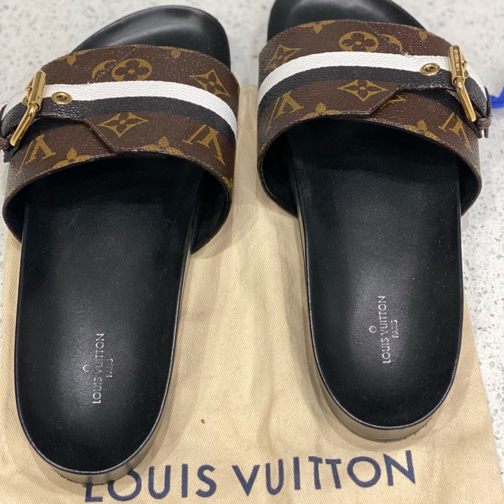 Sandals - Picture 2 of 5